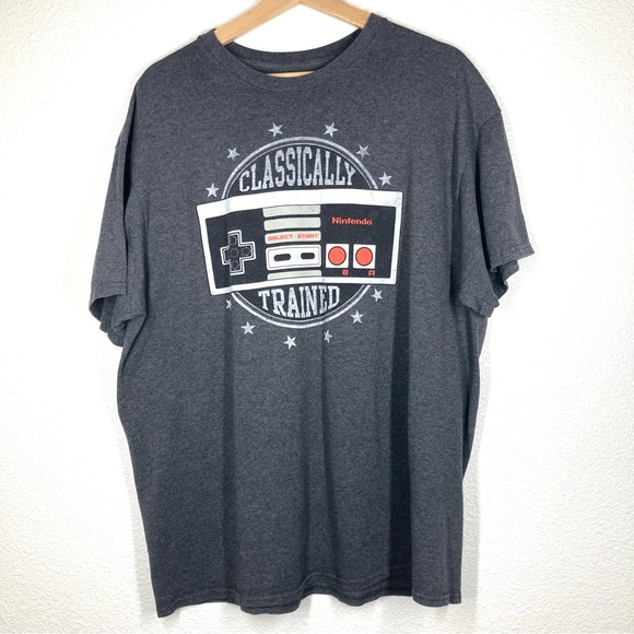 Nintendo Classically Trained XL Charcoal Gray T Shirt 50/50 Graphic Gamer Tee - Picture 1 of 11